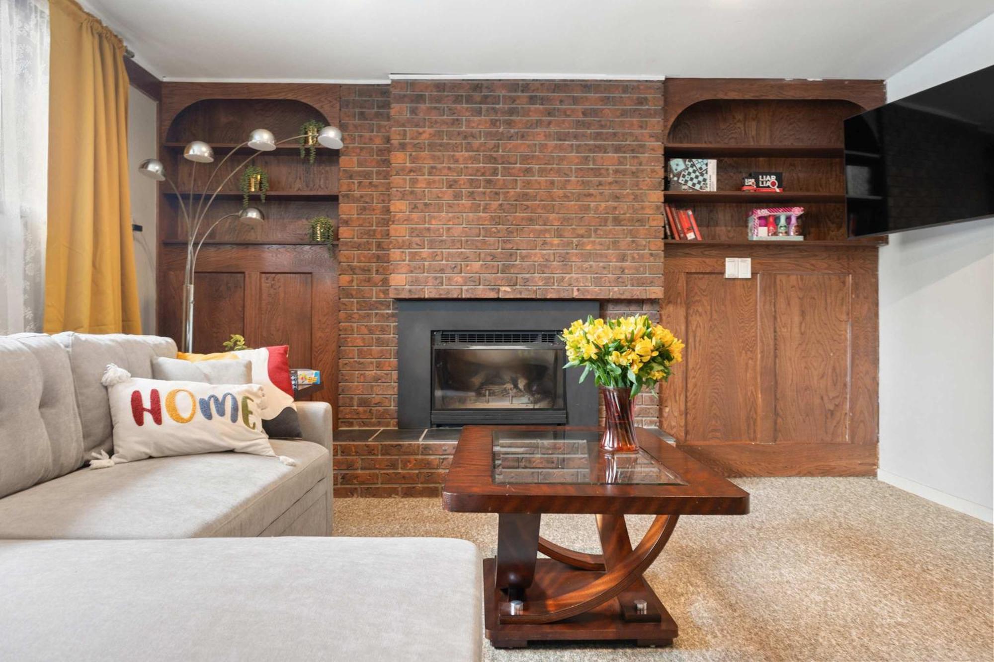 New! Enjoy Yoga Classes! Private 2 Bedroom Suite W Netflix & Banff Pass! Near Championship Golf Course! YYC Exterior foto